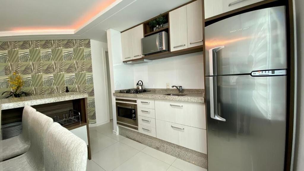 Solar Das Ilhas - Aconchegante Apartamento Na Linda Praia De 4 Ilhas Bombinhas Esterno foto